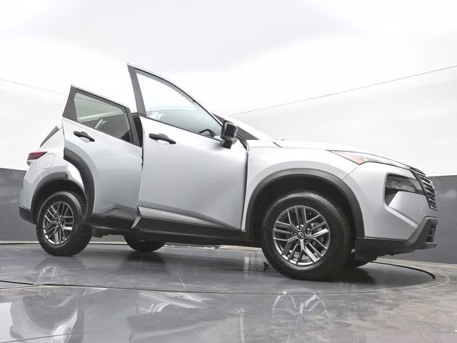 2024 Brilliant Silver Metallic Nissan Rogue S AWD SUV