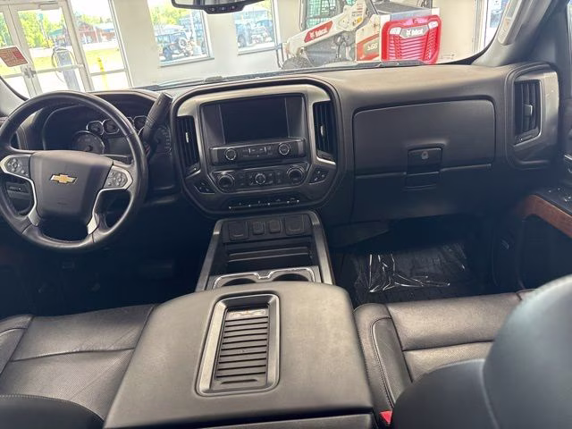 2017 Deep Ocean Blue Metallic Chevrolet Silverado 1500 LTZ 4X4 Truck