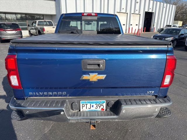 2017 Deep Ocean Blue Metallic Chevrolet Silverado 1500 LTZ 4X4 Truck
