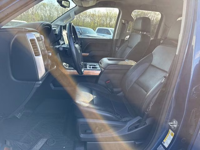 2017 Deep Ocean Blue Metallic Chevrolet Silverado 1500 LTZ 4X4 Truck