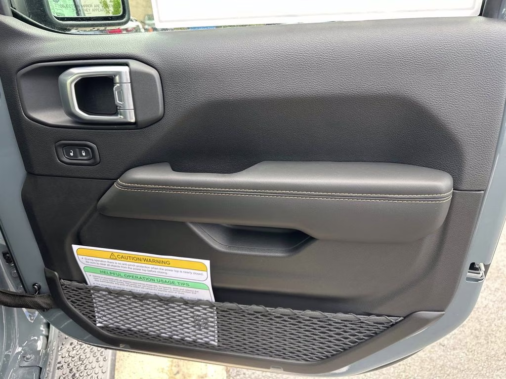 2026 Anvil Clear Coat Jeep Wrangler Sahara 4X4 SUV