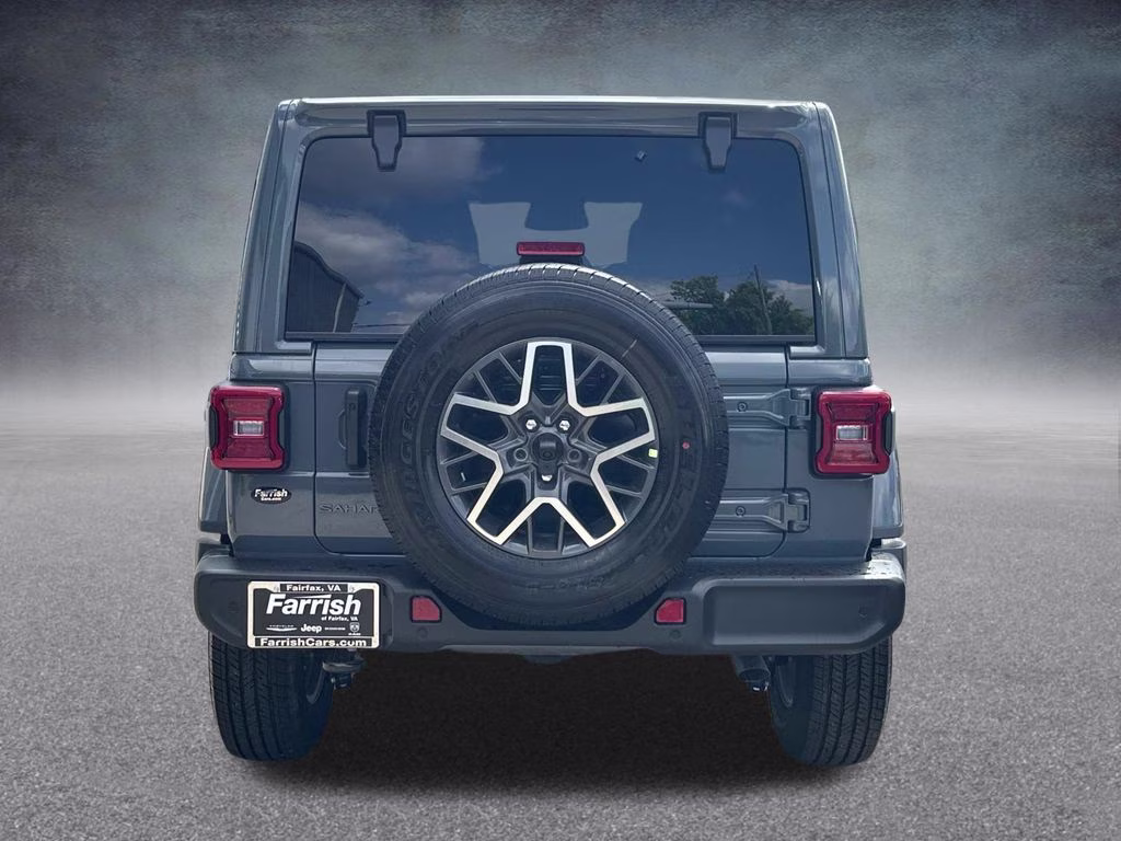 2026 Anvil Clear Coat Jeep Wrangler Sahara 4X4 SUV