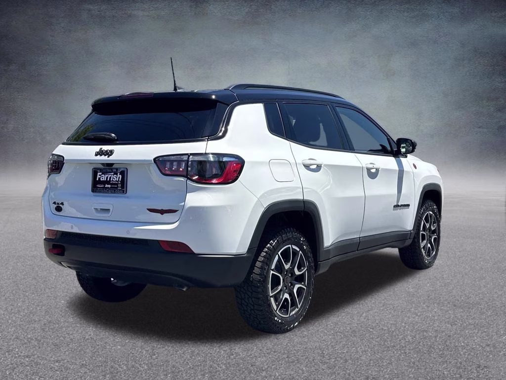 2026 Bright White Clearcoat Jeep Compass Trailhawk 4X4 SUV