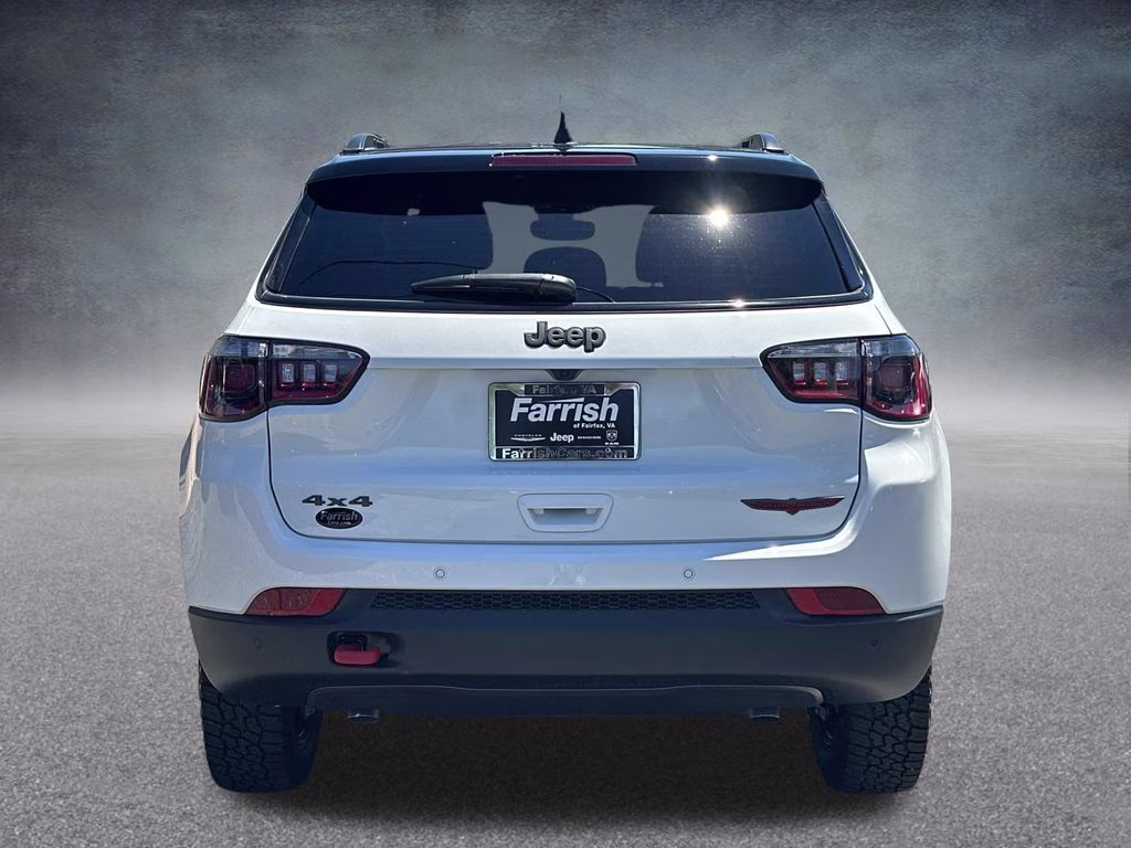2026 Bright White Clearcoat Jeep Compass Trailhawk 4X4 SUV