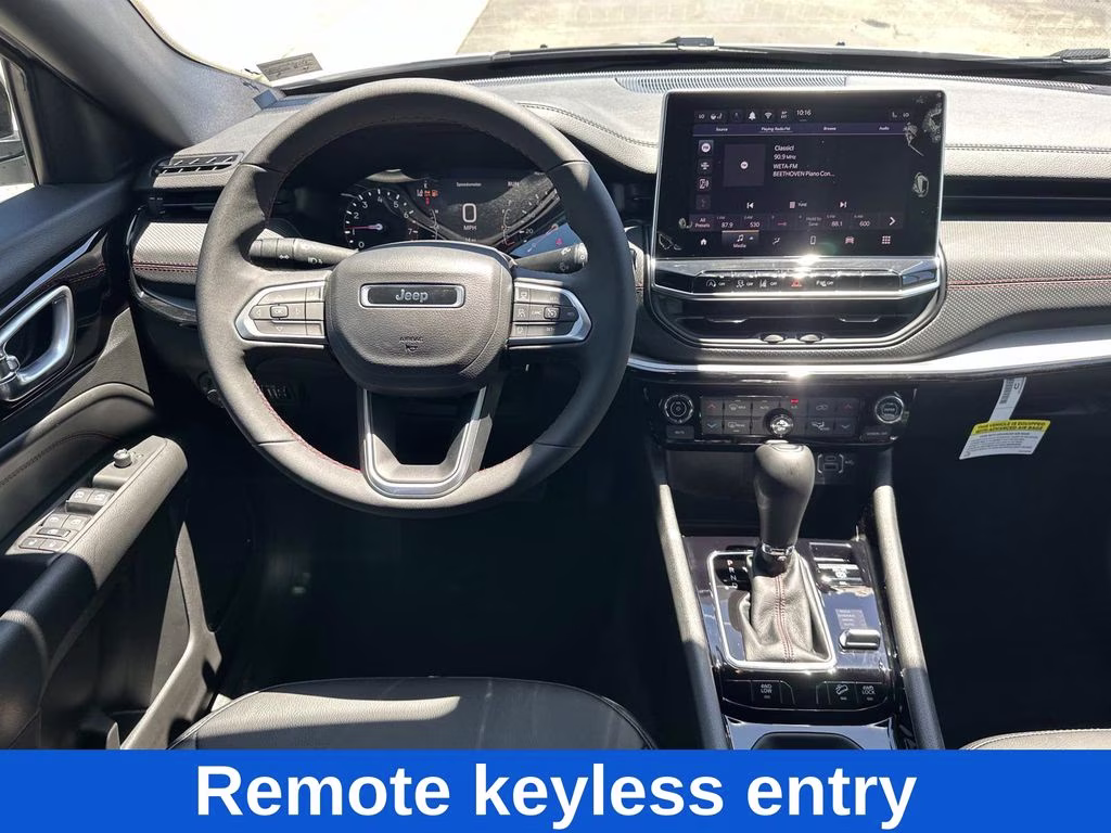 2026 Bright White Clearcoat Jeep Compass Trailhawk 4X4 SUV