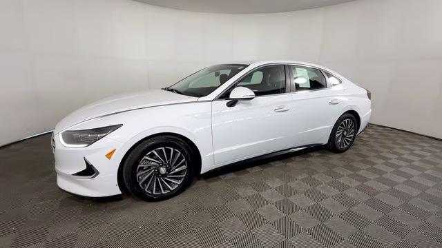 2023 Serenity White Hyundai Sonata Hybrid SEL FWD Sedan