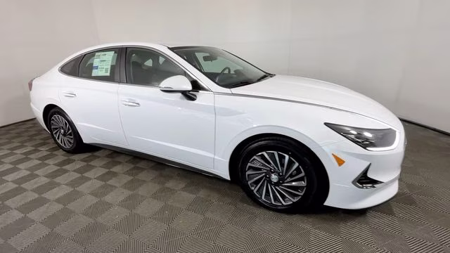 2023 Serenity White Hyundai Sonata Hybrid SEL FWD Sedan