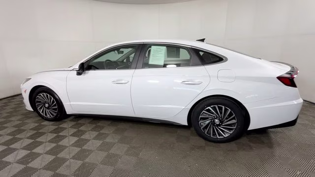 2023 Serenity White Hyundai Sonata Hybrid SEL FWD Sedan