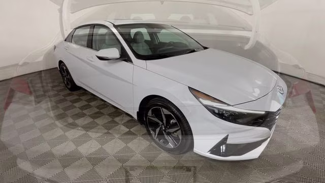2023 Ceramic White Hyundai Elantra Hybrid Limited FWD Sedan