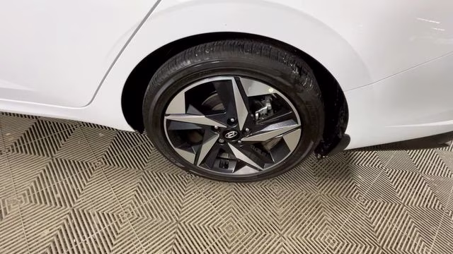2023 Ceramic White Hyundai Elantra Hybrid Limited FWD Sedan
