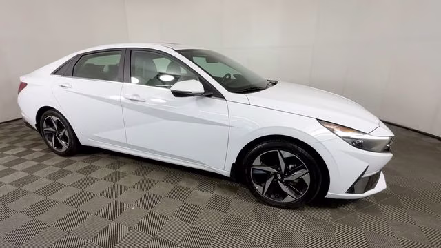 2023 Ceramic White Hyundai Elantra Hybrid Limited FWD Sedan