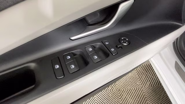 2023 Ceramic White Hyundai Elantra Hybrid Limited FWD Sedan