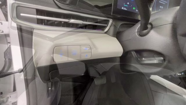 2023 Ceramic White Hyundai Elantra Hybrid Limited FWD Sedan