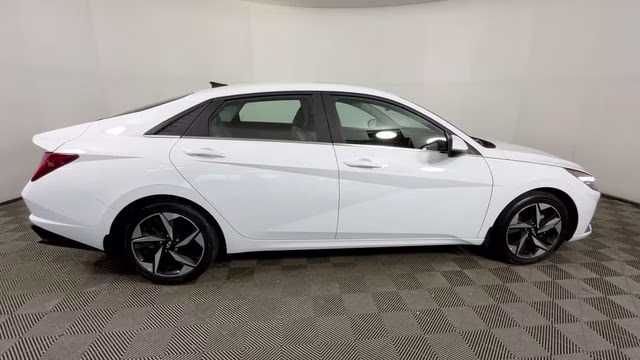 2023 Ceramic White Hyundai Elantra Hybrid Limited FWD Sedan