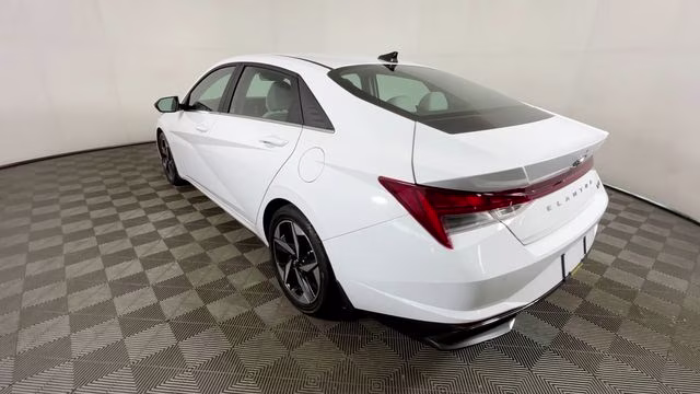 2023 Ceramic White Hyundai Elantra Hybrid Limited FWD Sedan