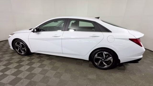 2023 Ceramic White Hyundai Elantra Hybrid Limited FWD Sedan