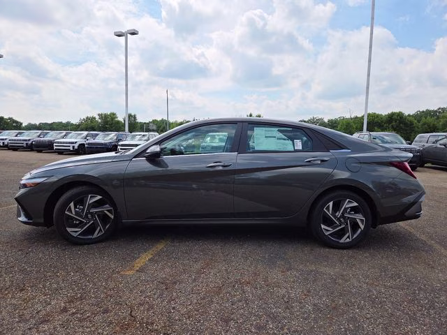 2026 Amazon Gray Hyundai Elantra Limited FWD Sedan