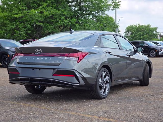 2026 Amazon Gray Hyundai Elantra Limited FWD Sedan