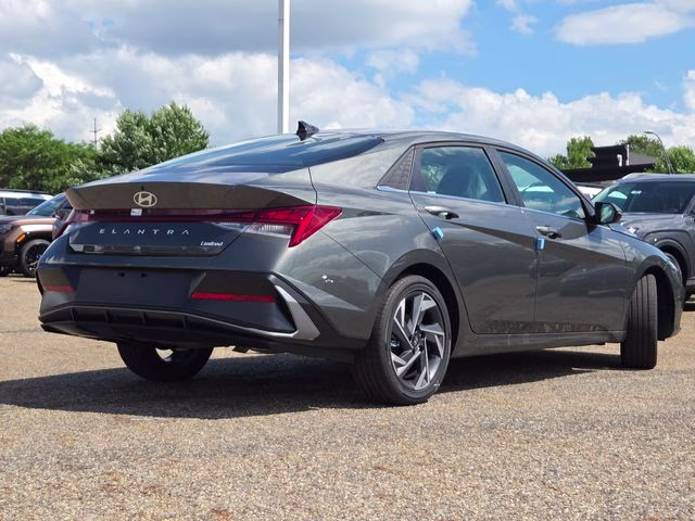 2026 Amazon Gray Hyundai Elantra Limited FWD Sedan