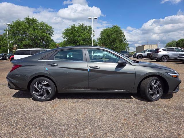 2026 Amazon Gray Hyundai Elantra Limited FWD Sedan