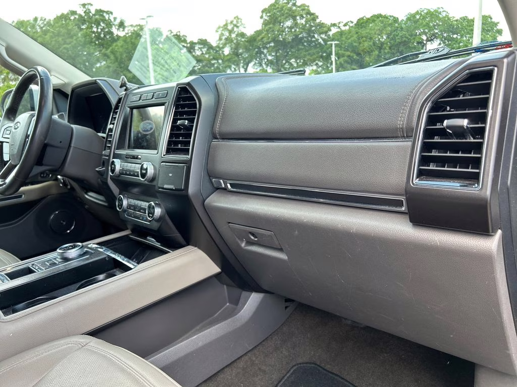 2021 Iconic Silver Metallic Ford Expedition Limited RWD SUV