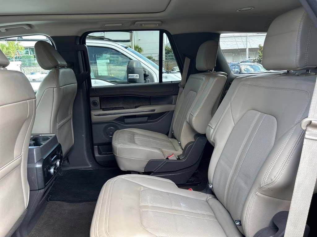 2021 Iconic Silver Metallic Ford Expedition Limited RWD SUV