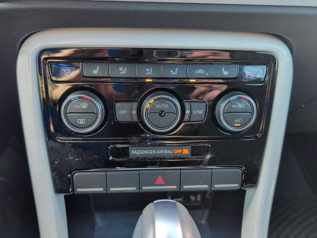 2019 Volkswagen Beetle Convertible FWD Convertible