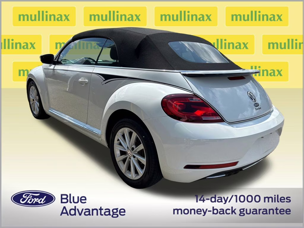 2019 Pure White/Black Roof Volkswagen Beetle Convertible 2.0T SE FWD Convertible