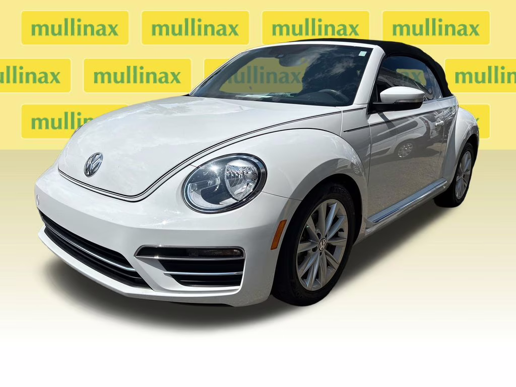2019 Pure White/Black Roof Volkswagen Beetle Convertible 2.0T SE FWD Convertible