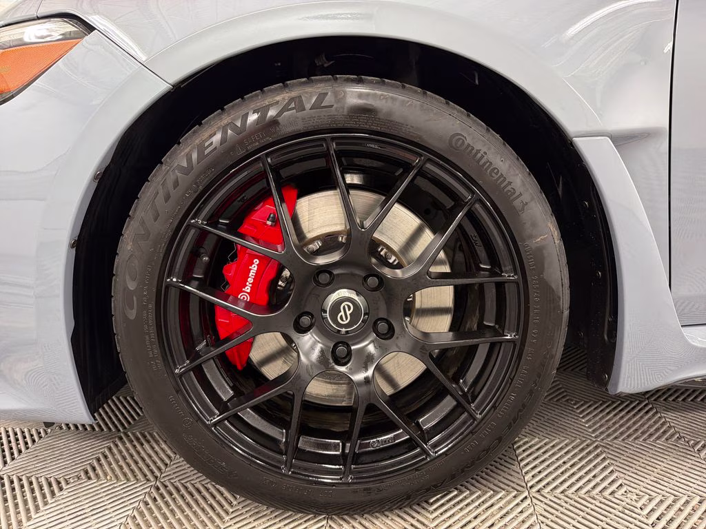 2023 Sonic Gray Pearl Honda Civic Type R FWD Hatchback