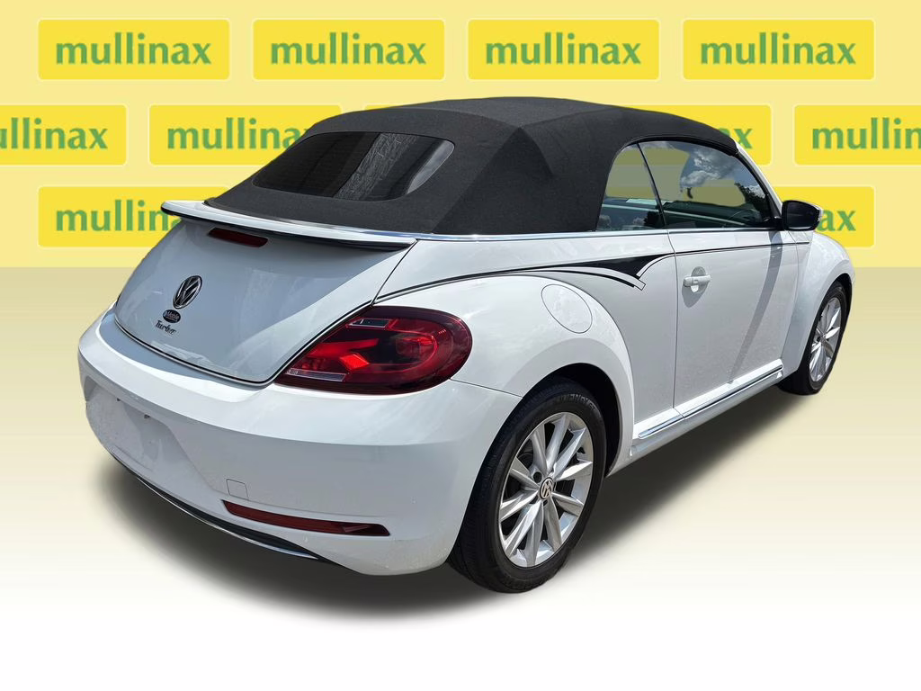 2019 Pure White/Black Roof Volkswagen Beetle Convertible 2.0T SE FWD Convertible