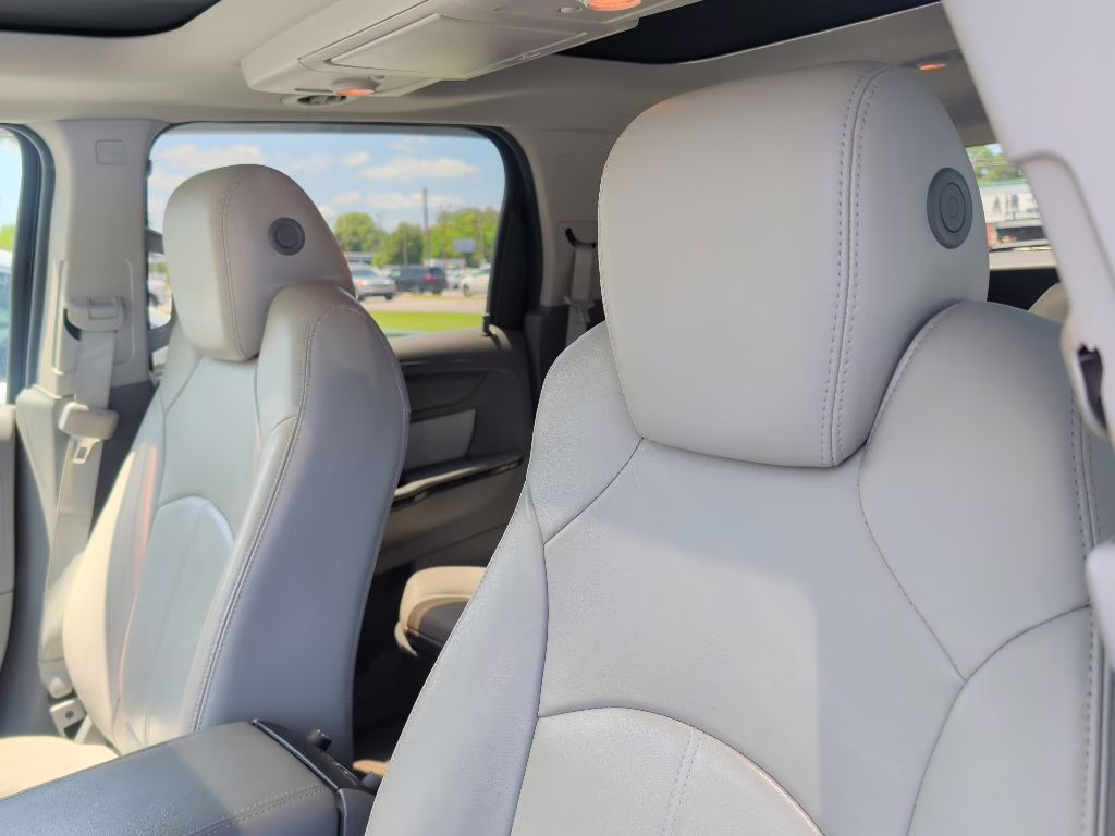 2016 Dark Sapphire Blue Metallic GMC Acadia SLT-1 FWD SUV