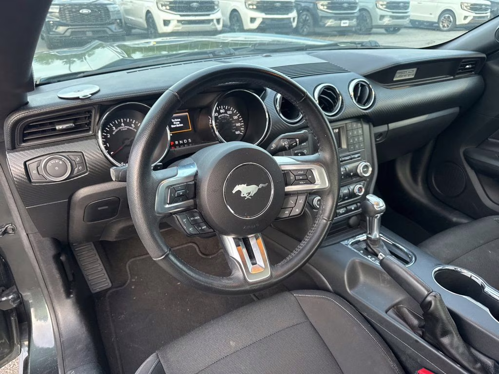 2016 Guard Metallic Ford Mustang V6 RWD Coupe