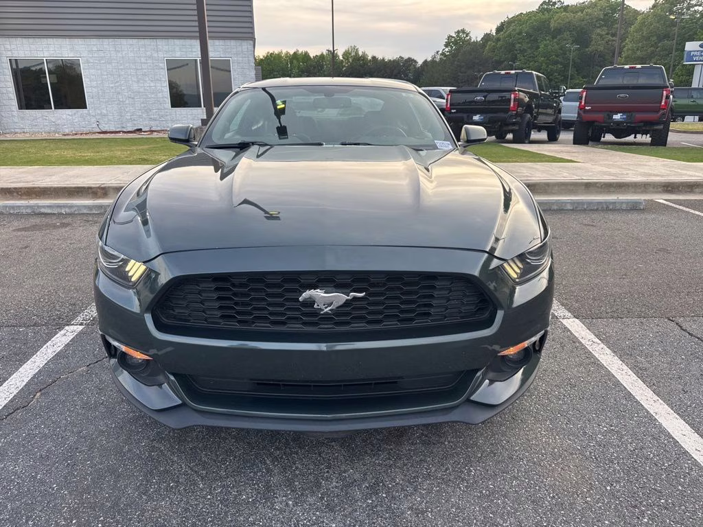 2016 Guard Metallic Ford Mustang V6 RWD Coupe