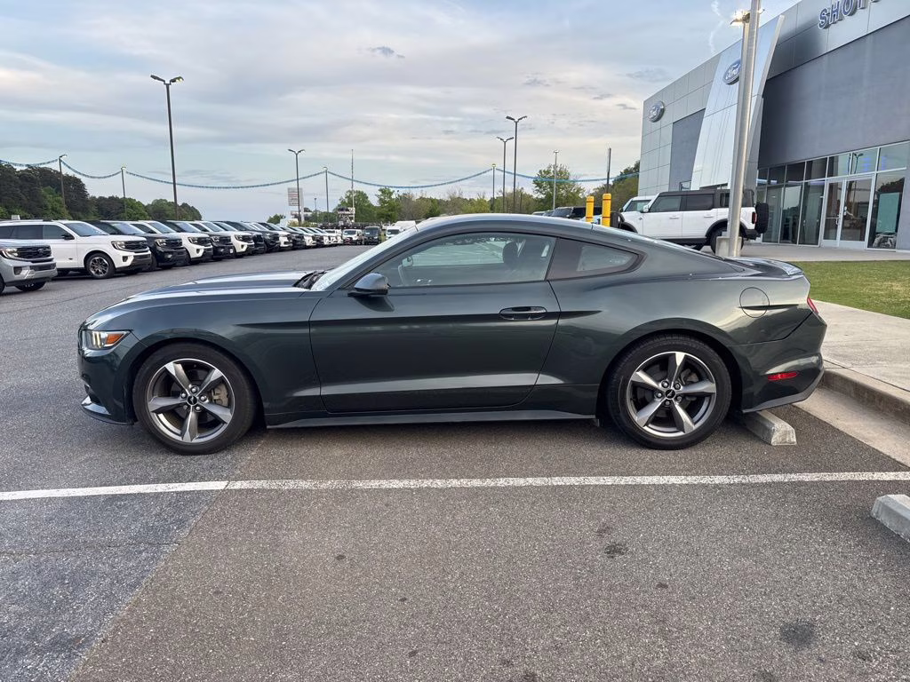 2016 Guard Metallic Ford Mustang V6 RWD Coupe