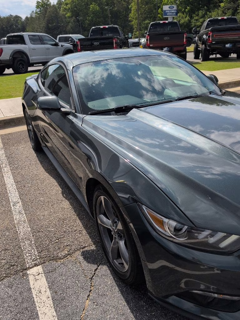 2016 Guard Metallic Ford Mustang V6 RWD Coupe