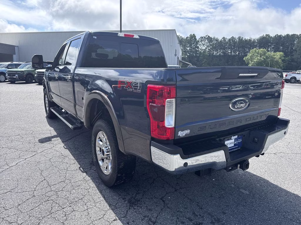 2017 Blue Jeans Metallic Ford Super Duty F-250 SRW Lariat 4X4 Truck