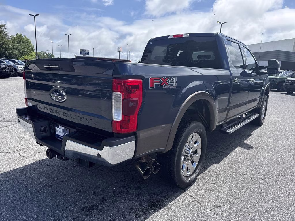 2017 Blue Jeans Metallic Ford Super Duty F-250 SRW Lariat 4X4 Truck