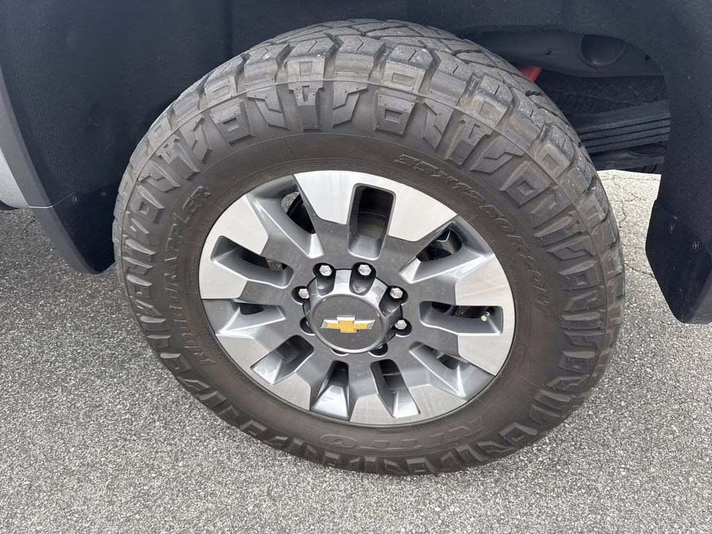 2024 Sterling Gray Metallic Chevrolet Silverado 2500HD LT 4X4 Truck