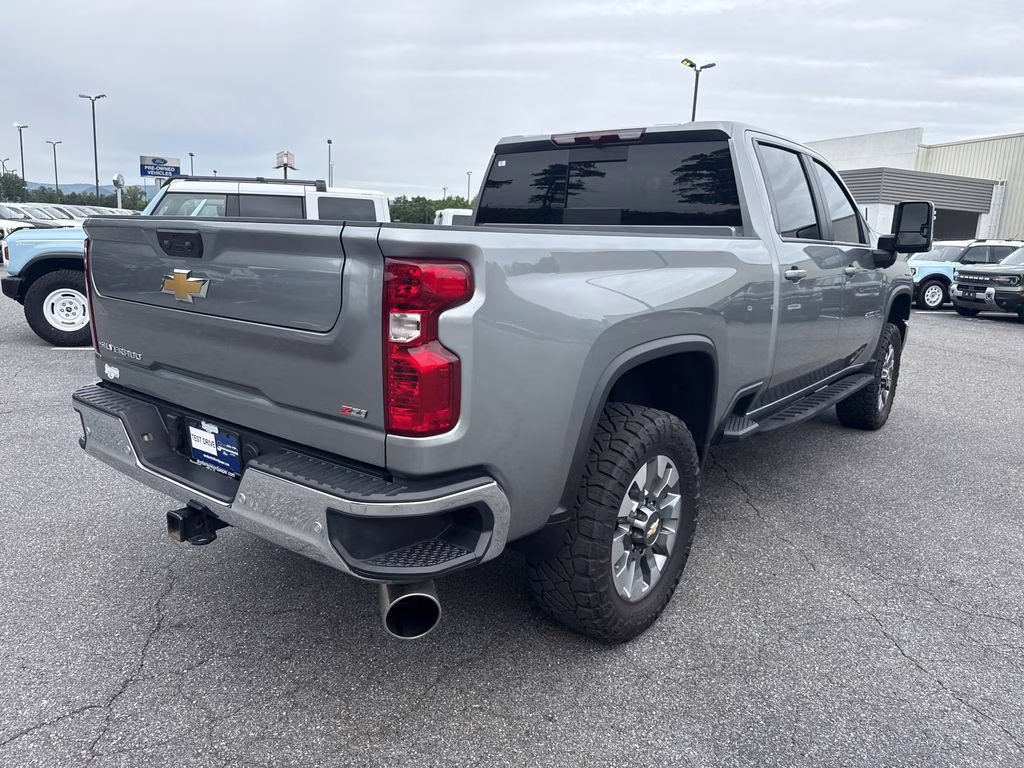 2024 Sterling Gray Metallic Chevrolet Silverado 2500HD LT 4X4 Truck