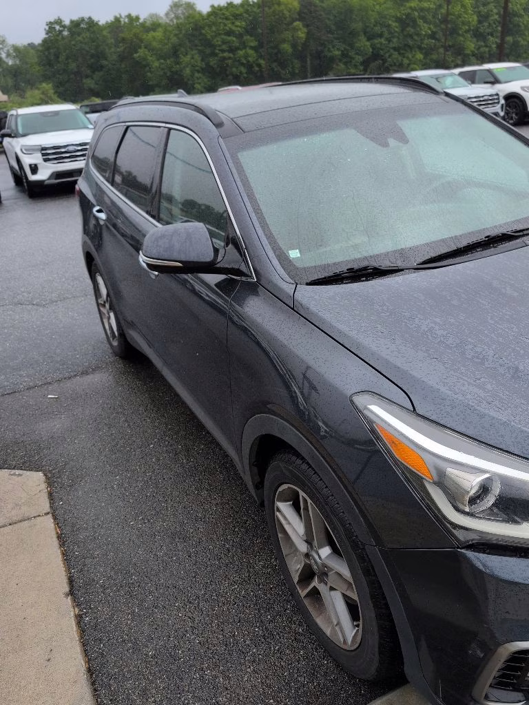 2017 Night Sky Pearl Hyundai Santa Fe SE Ultimate FWD SUV