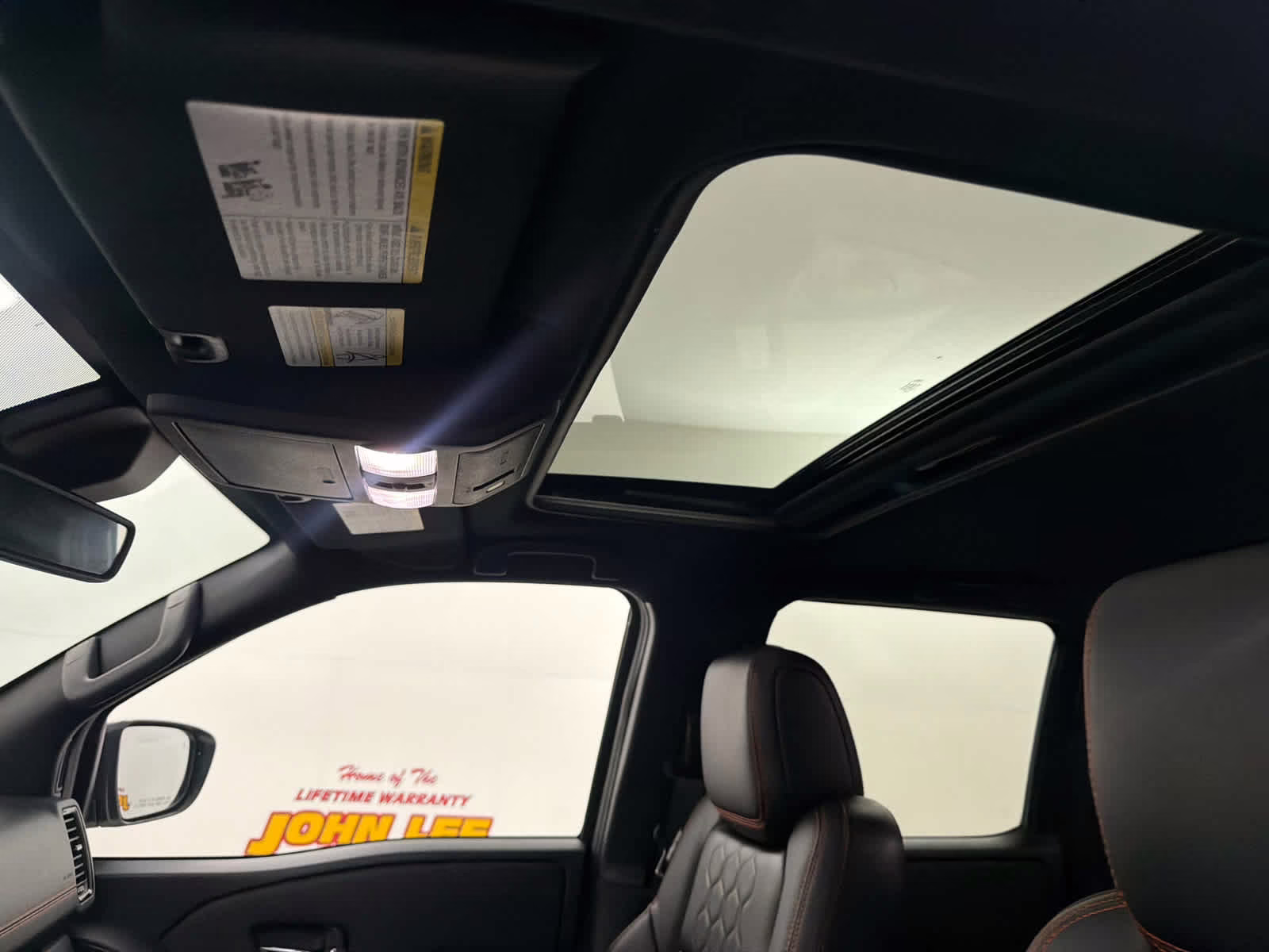 2023 Glacier White Nissan Frontier PRO-4X 4X4 Truck