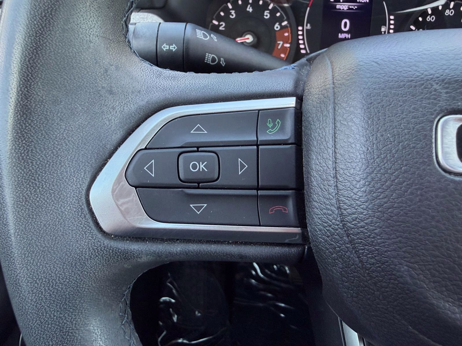 2022 Billet Silver Metallic Clearcoat Jeep Compass Latitude 4X4 SUV