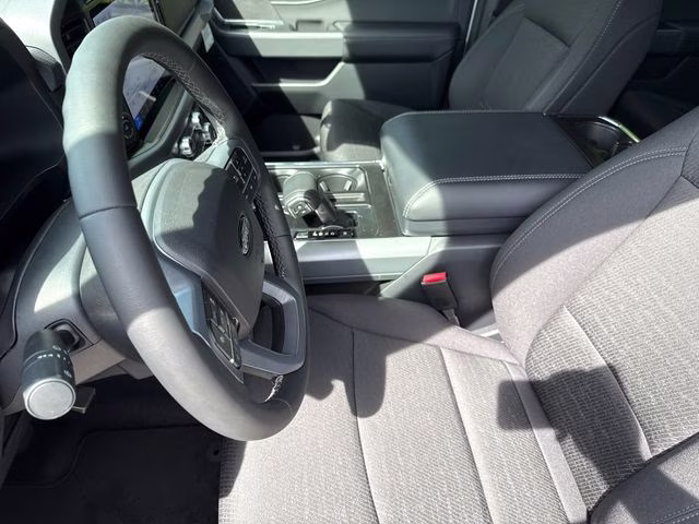 2026 Oxford White Ford F-150 XLT 4X4 Truck