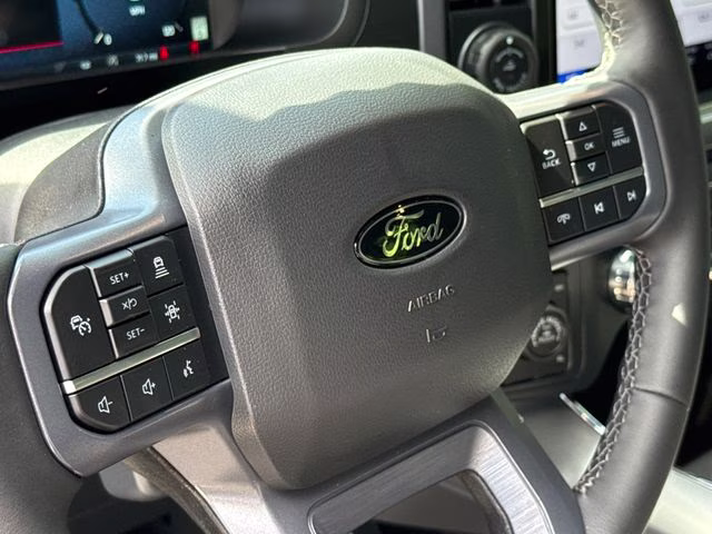 2026 Oxford White Ford F-150 XLT 4X4 Truck