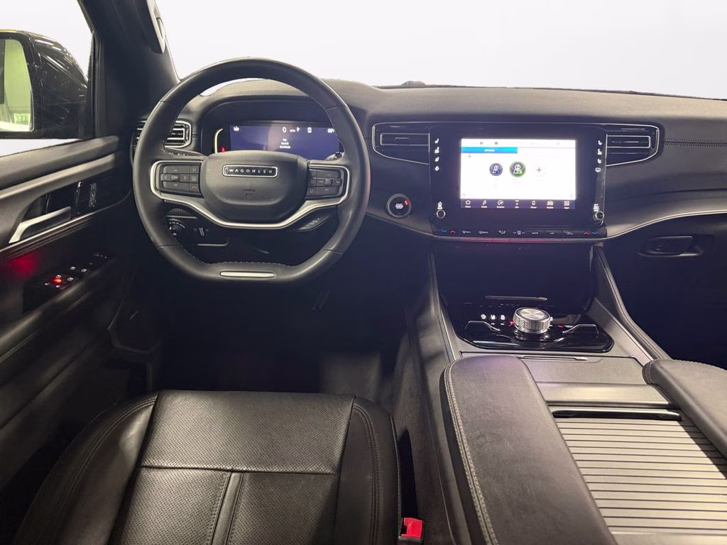 2025 Diamond Black Crystal Pearlcoat Jeep Wagoneer L Series III 4X4 SUV