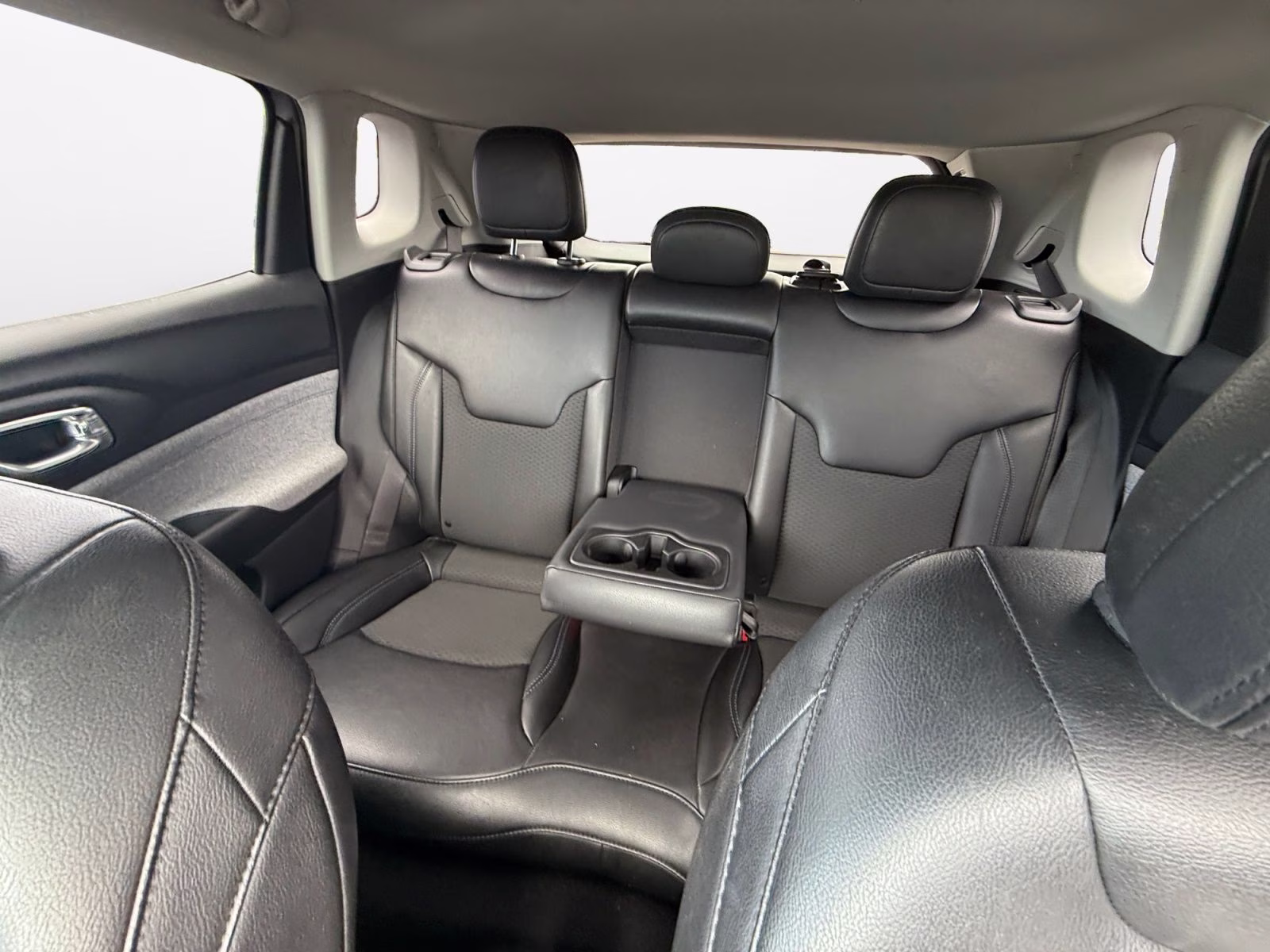 2022 Billet Silver Metallic Clearcoat Jeep Compass Latitude 4X4 SUV