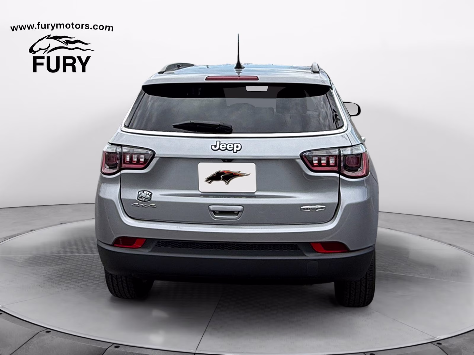 2022 Billet Silver Metallic Clearcoat Jeep Compass Latitude 4X4 SUV