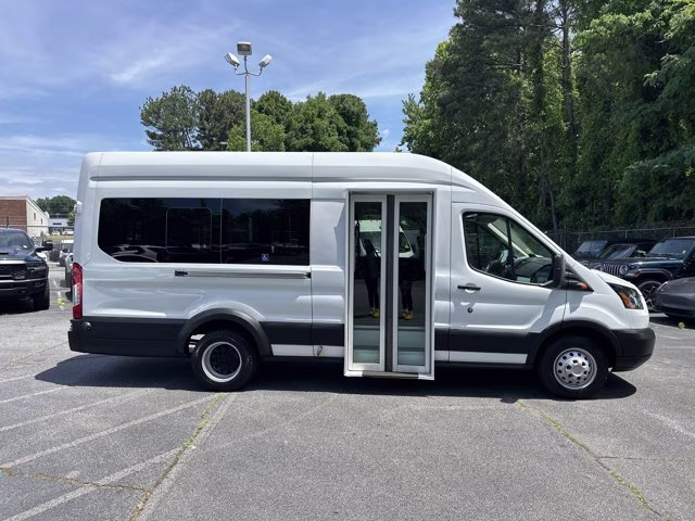2019 Oxford White Ford Transit Passenger Wagon T-350 148 EL High Roof XL Sliding RH Dr DRW RWD Van