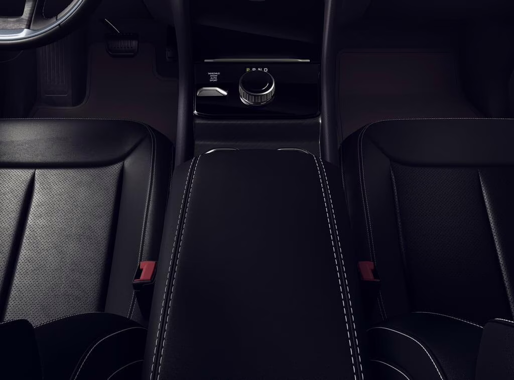 2026 Bright White Clear Coat Jeep Grand Cherokee Grand Cherokee Limited 4x4 4X4 SUV